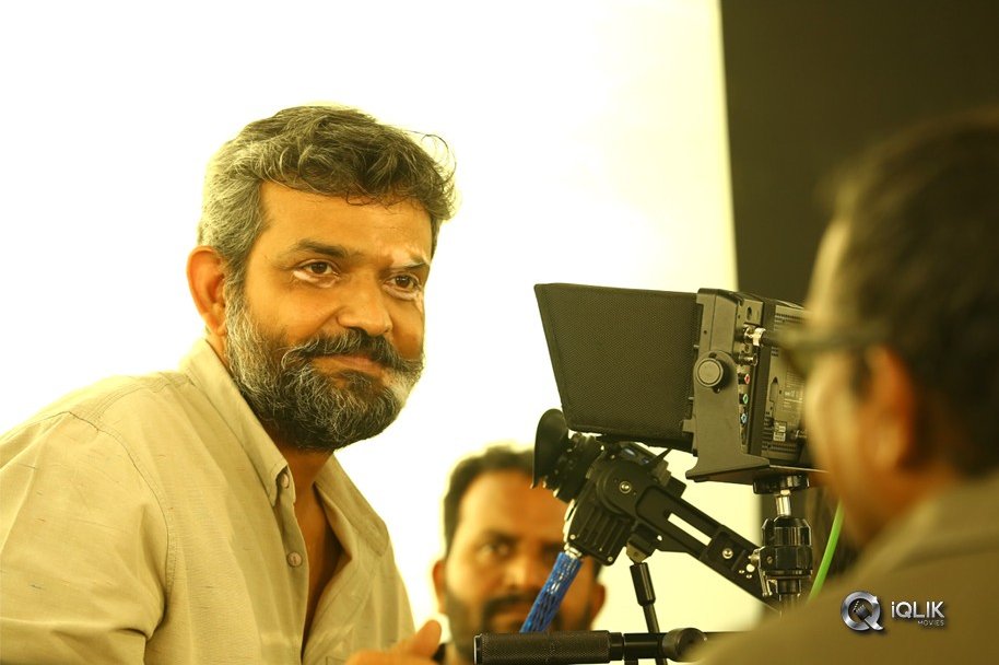 Naa-Peru-Surya-Naa-Illu-India-Movie-Working-Stills